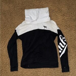 PINK Victoria's Secret Black and White Women's Top